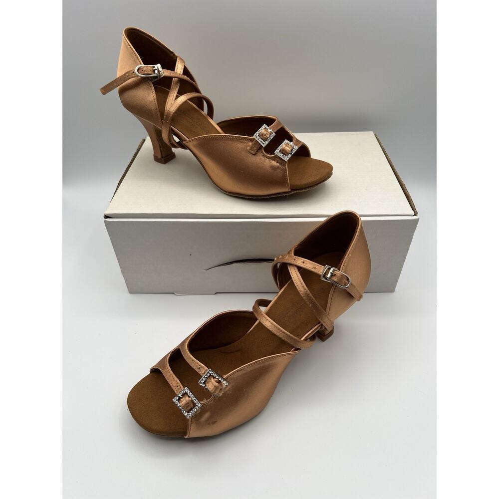 New Women’s Latin Rhythm Dance Shoes BD‎ Dance Tan Satin 2.5” Heel US Size 7